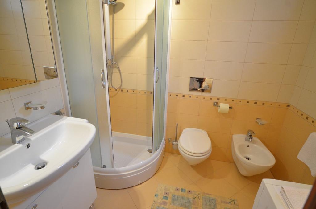Apartments Benussi 1045 罗维尼 外观 照片
